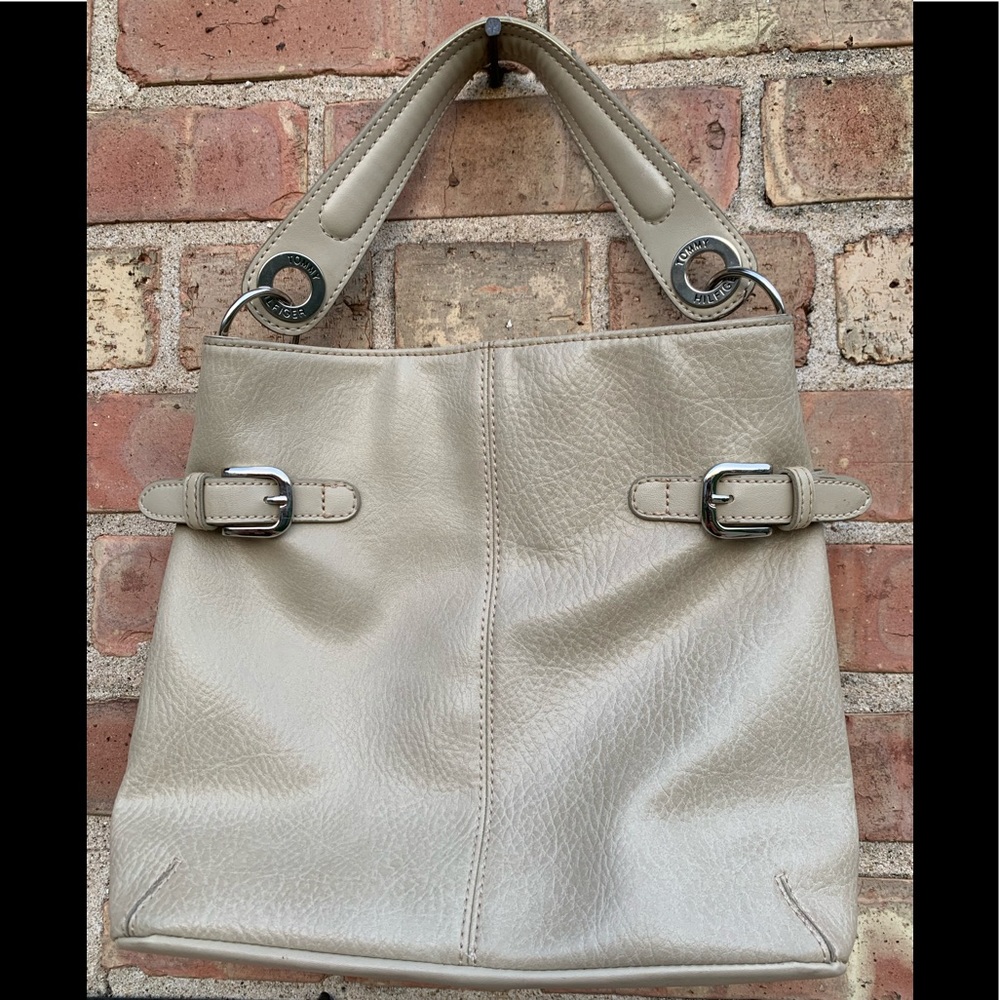 Tommy Hilfiger purse